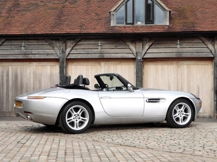 Bmw Z8 3 700x525