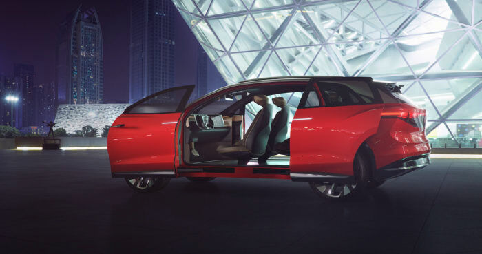 Volkswagen Id Roomzz Concept 11 700x369