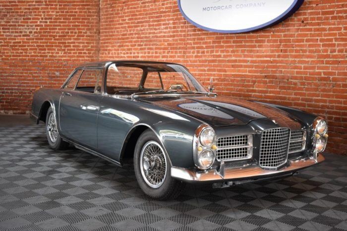 Facel Vega Facel II 13 700x466