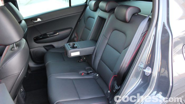 Kia Sportage GT Line Prueba Interior 16 700x394