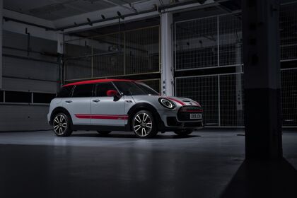 MINI Clubman John Cooper Works: un polivalente arma de circuito