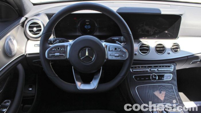 Mercedes Clase E 300 De Estate Prueba Interior 11 700x394