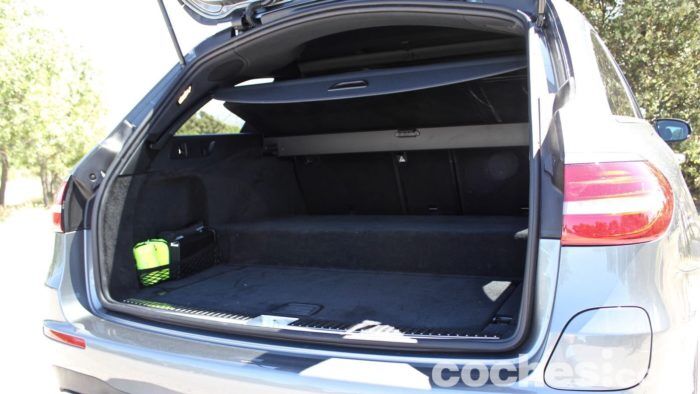 Mercedes Clase E 300 De Estate Prueba Maletero 2 700x394