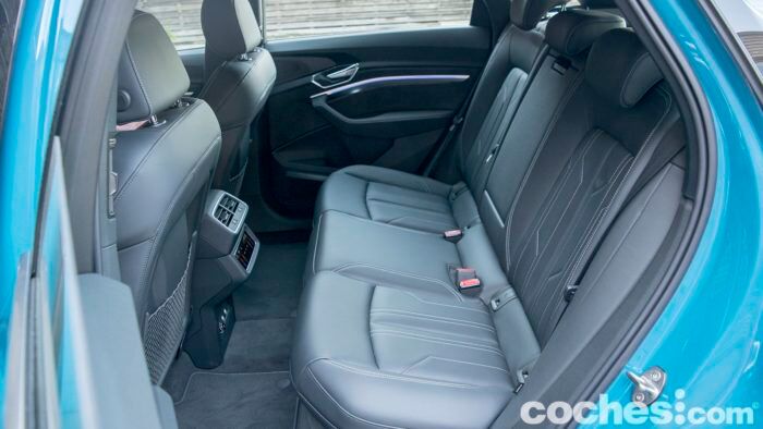 Audi E Tron Prueba 40 700x394