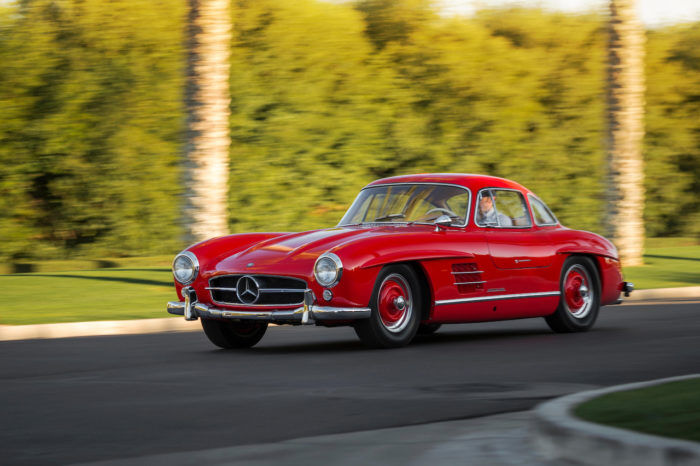 Mercedes Benz 300 Sl 525 700x466