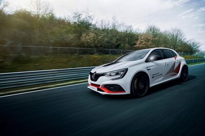 El Renault Megane RS Trophy-R se presenta con este récord en Nürburgring