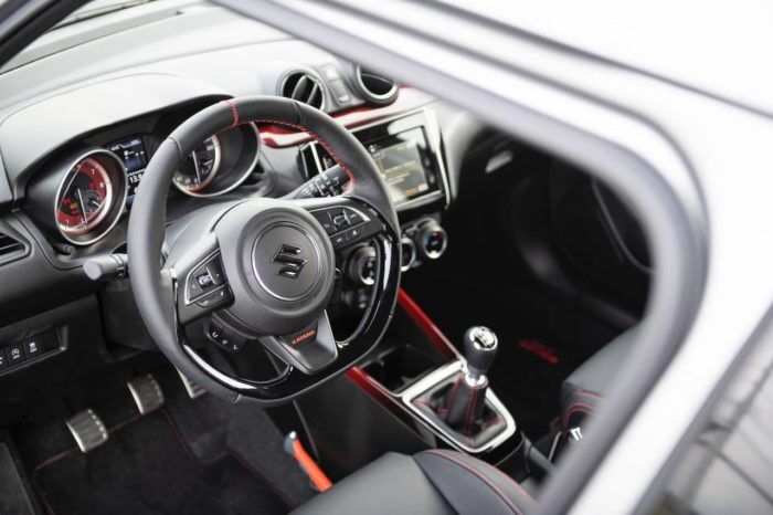 Suzuki Swift Sport Katana 10 700x466