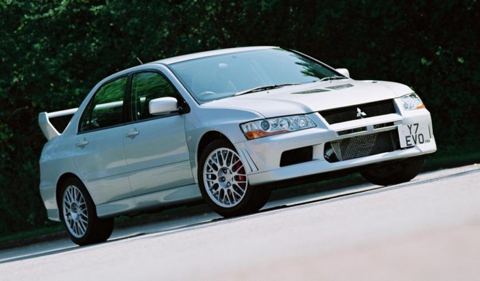 Mitsubishi Lancer Evolution VII 700x410
