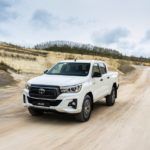 Toyota Hilux Legend Black 16 150x150
