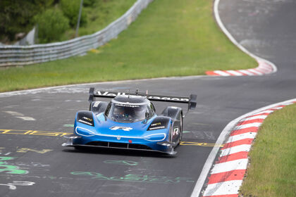 Así se ha convertido el Volkswagen ID.R en el eléctrico más rápido en Nürburgring