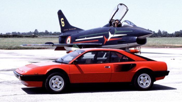 Ferrari Mondial 8 700x394