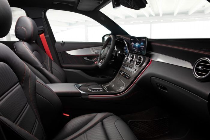 Mercedes AMG GLC 43 4MATIC Coupe 29 700x466