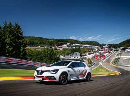 El Renault Mégane RS Trophy-R también le quita el récord de Spa al Honda Civic Type R