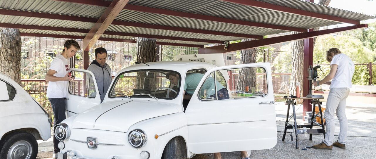 Todas las noticias de coches en un solo portal: Pruebas, fotos, vídeos, informes...