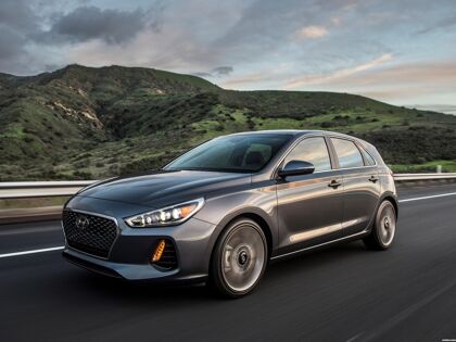 Hyundai Elantra GT Sport 2017
