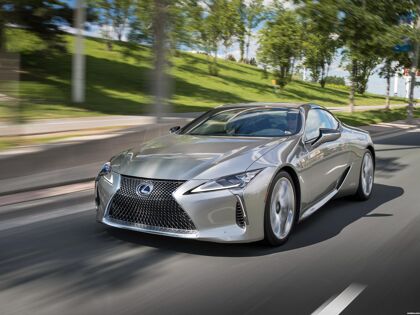 Lexus LC 500h USA 2017