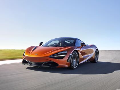 McLaren 720s Coupe UK 2017