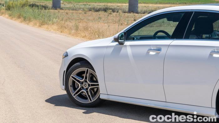 Mercedes Clase A Sedan Prueba 11 700x394