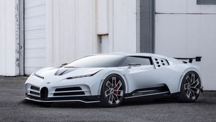 Bugatti Centodieci 2019 12 700x394