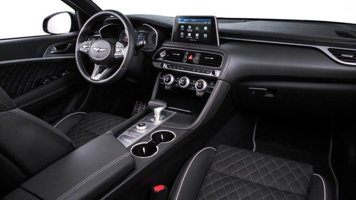 Genesis G70 Interior 700x394