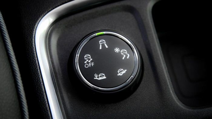 Opel Grandland Sistema IntelliGrip 4 700x394