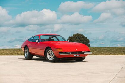 Si quieres el Ferrari 365 GTB/4 Daytona de Elton John, esta es tu oportunidad