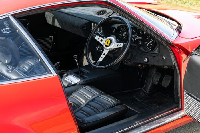 1972 Ferrari 365 Gtb 4 Daytona 7 700x466