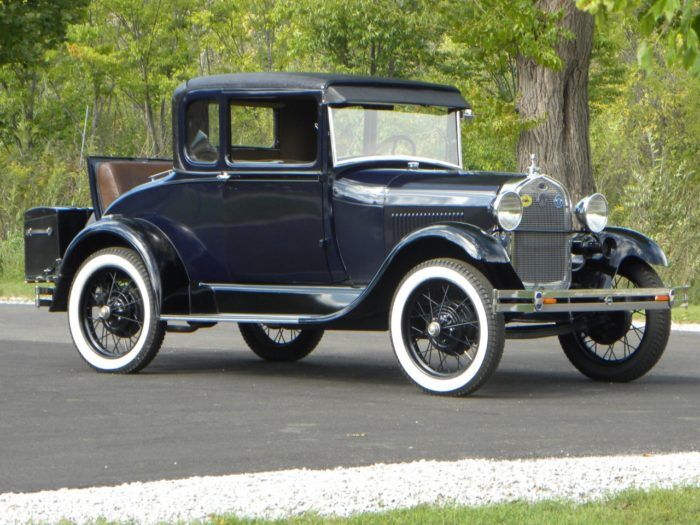 Ford Model A 700x525