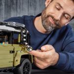 Land Rover Defender LEGO Technic 17 150x150