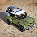 Land Rover Defender LEGO Technic 6 150x150