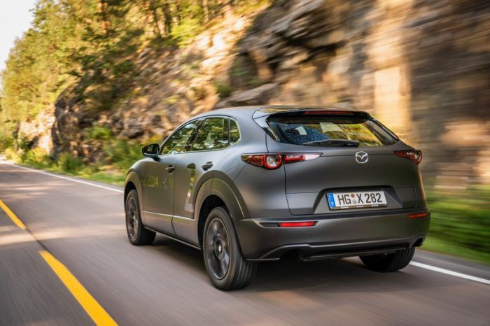 Mazda E TPV Prototipo Electrico 5 700x466