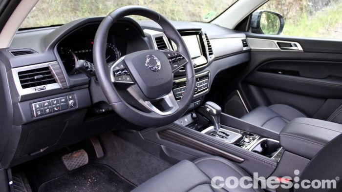 SsangYong Rexton 2019 Prueba Interior 1 700x394