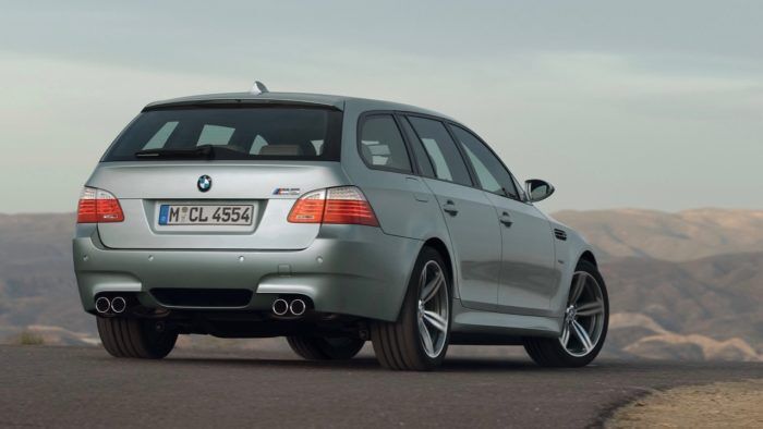 Bmw M5 Touring 80 700x394