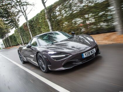 McLaren 720S Coupe Launch Edition UK 2017