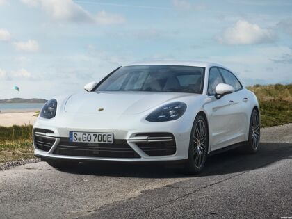 Porsche Panamera Turbo S e-Hybrid Sport Turismo 971 2017