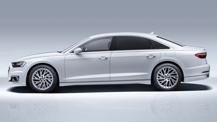 Audi A8 L 60 TFSI E Quattro 2020 4 700x394