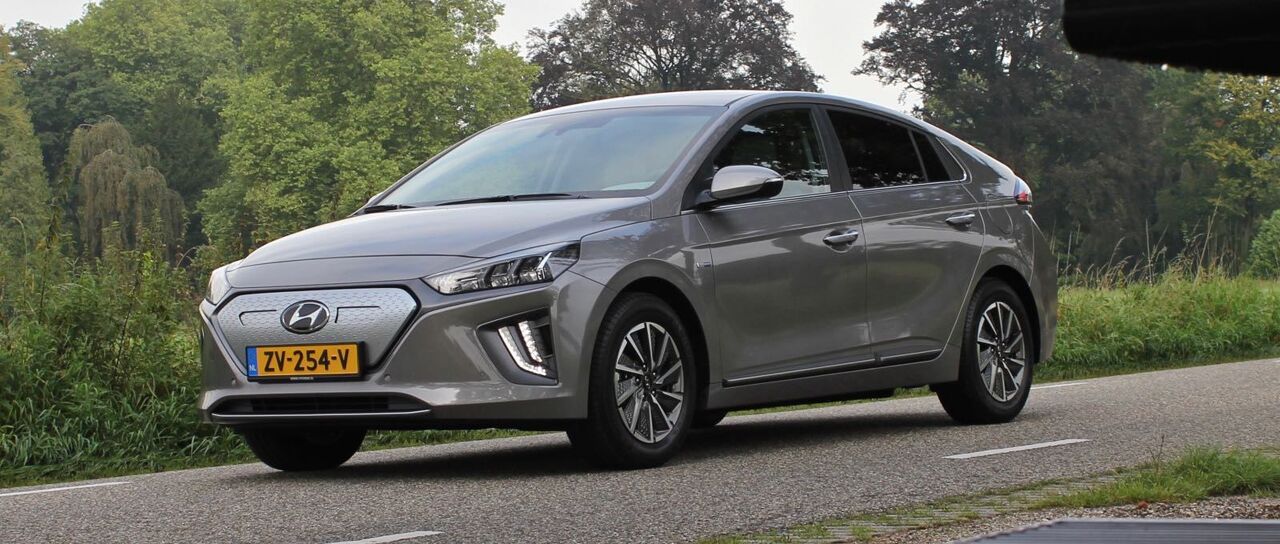 Todas las noticias de coches en un solo portal: Pruebas, fotos, vídeos, informes...