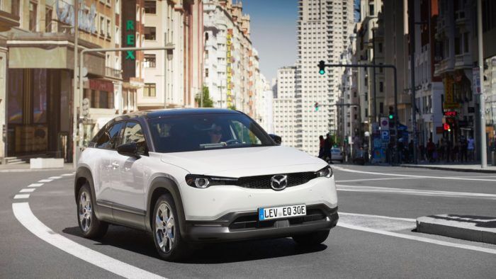 Mazda MX 30 2021 21 700x394