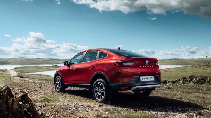 Renault ARKANA 700x394