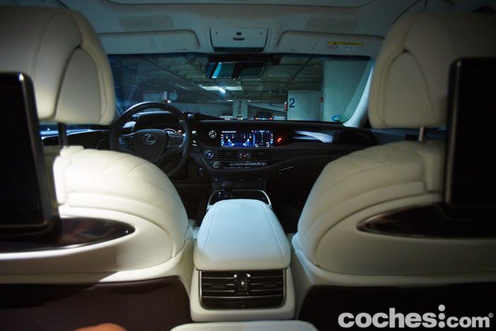 Lexus Ls 500h Prueba 128 700x467