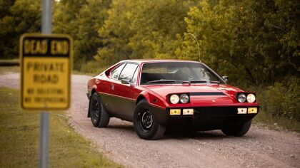 Ferrari Dino 308 GT4 Safari: el cavallino que quería ser coche de rally