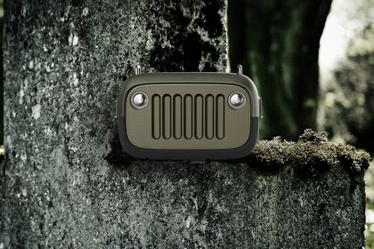 Este altavoz bluetooth de inspiración Jeep amenizará tus excursiones al campo