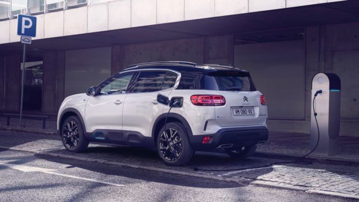 Citroen C5 Aircross Hybrid 2019 10 700x394