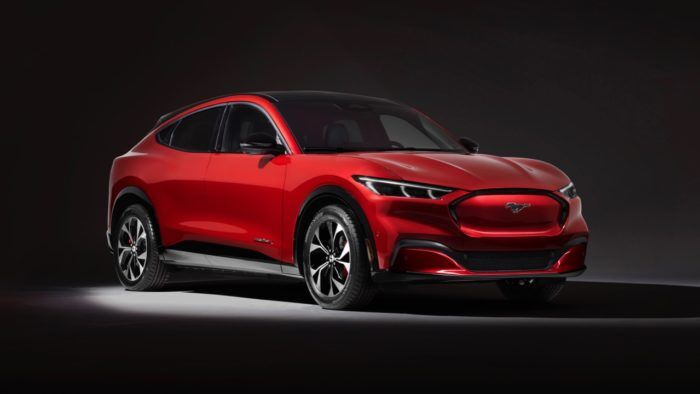 Ford Mustang Mach E 2020 13 700x394