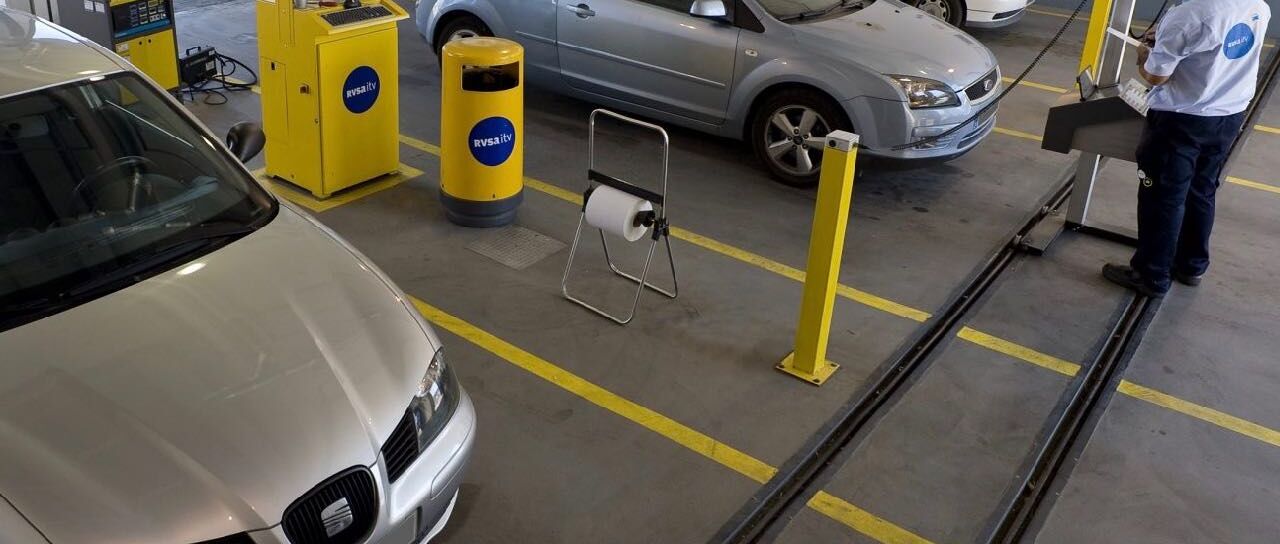 Todas las noticias de coches en un solo portal: Pruebas, fotos, vídeos, informes...