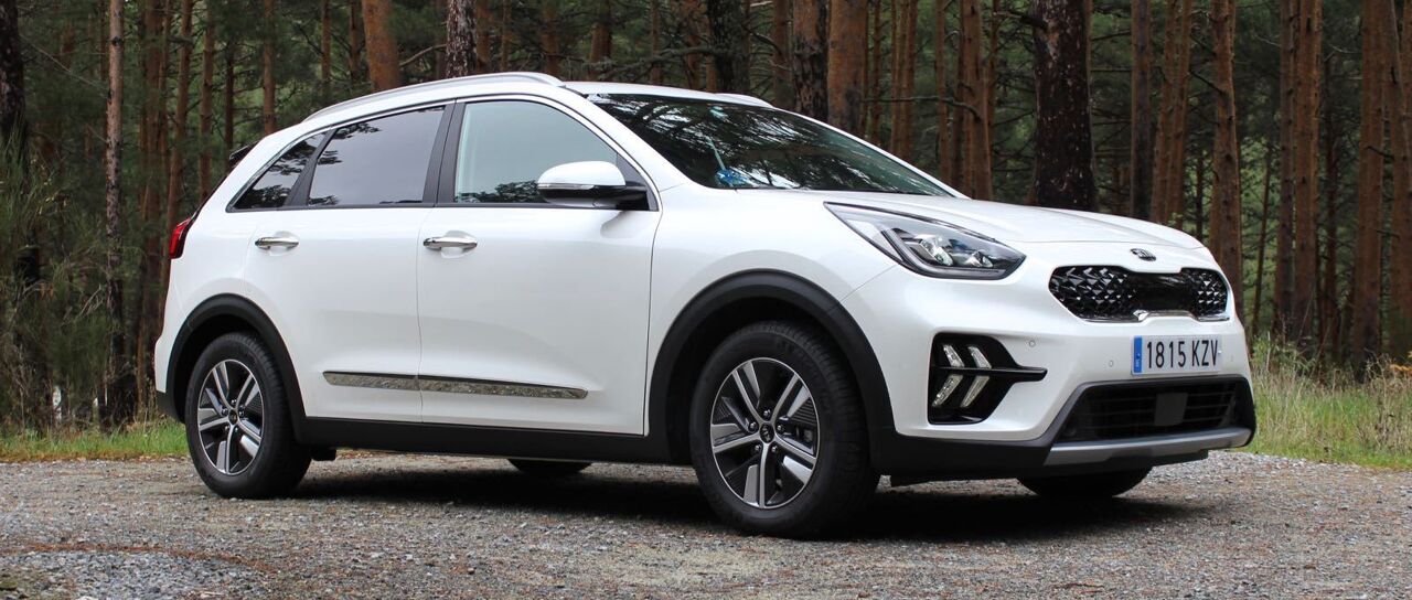 Todas las noticias de coches en un solo portal: Pruebas, fotos, vídeos, informes...