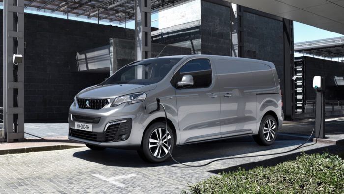 Peugeot E Expert 1 700x394