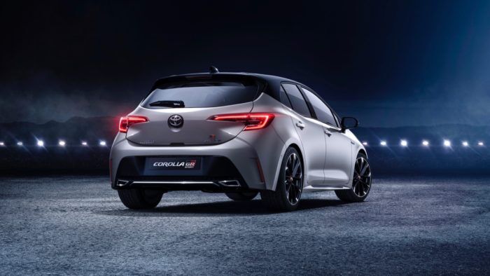 Toyota Corolla GR Sport 2 700x394