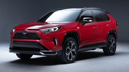 El Toyota RAV4 Prime adelanta al híbrido enchufable tope de gama