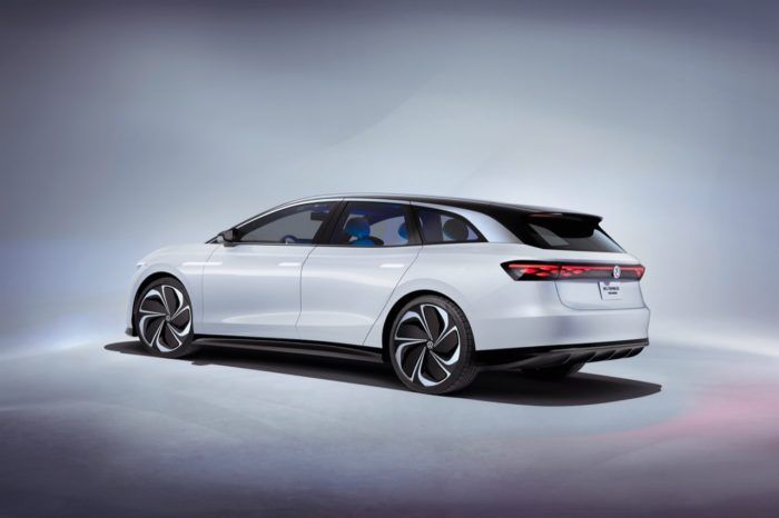 Volkswagen ID Space Vizzion Concept 11 700x466